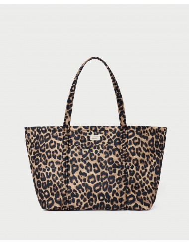 Dina Leopard Travel Tote Faites des économies